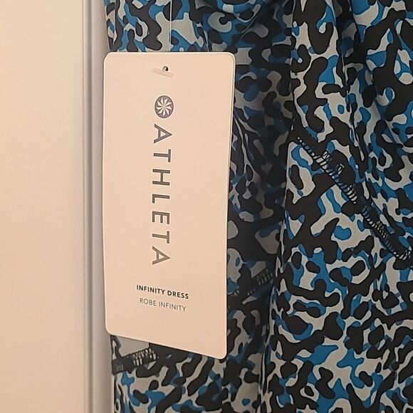 ATHLETA Infinity Patterned Dress Leopard Blue Size SP - Picture 10 of 11